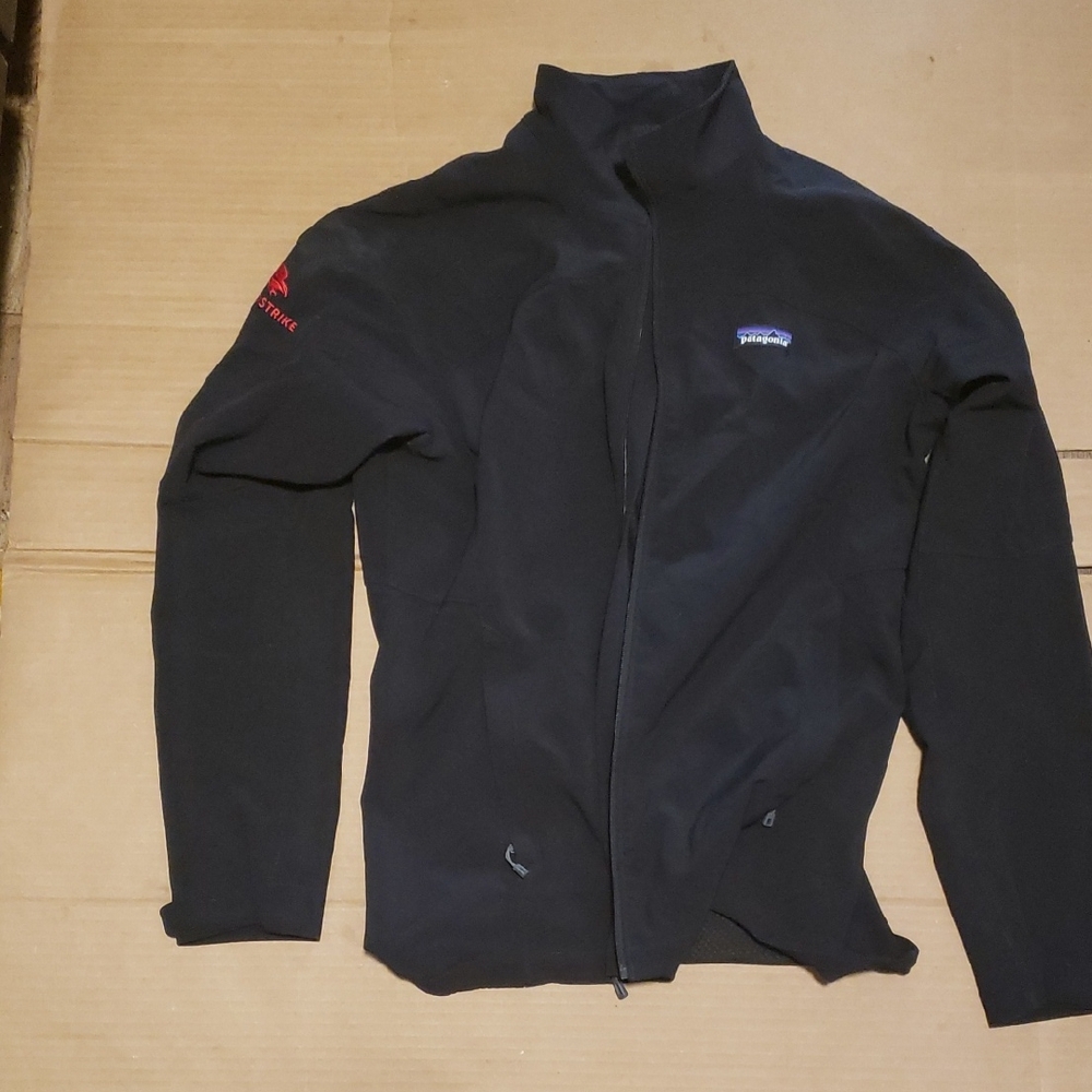 Patagonia Women's Black Performance Jacket. M. Polyester